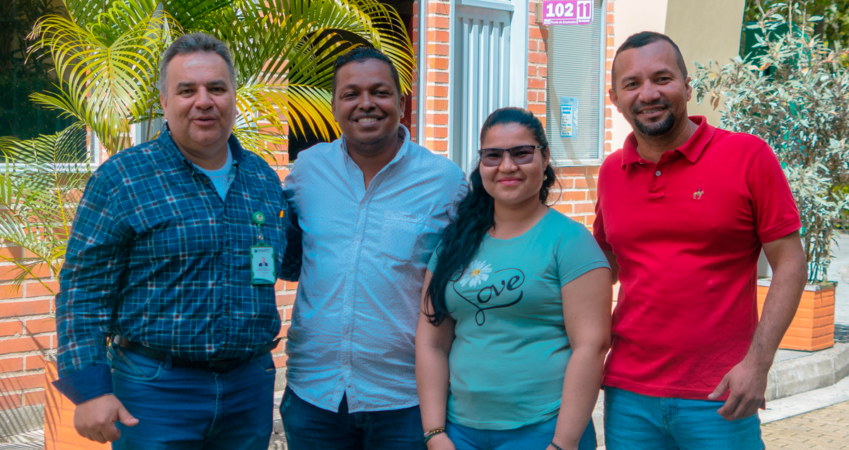 De Izquierda a derecha Danilo Álvarez, director de Regionalización TdeA, Yeison Espejo, Pilar Castro y Nafer Javier Rojas