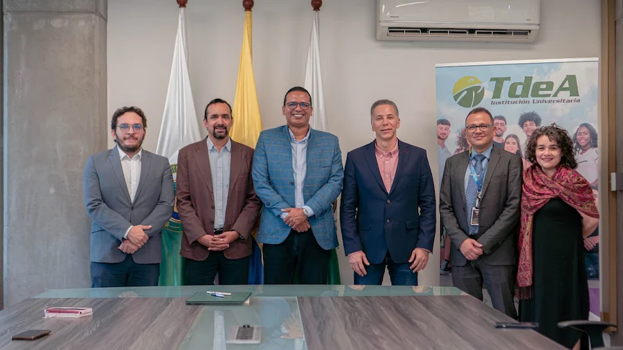 Nuevos docentes de planta del TdeA se posesionaron en propiedad