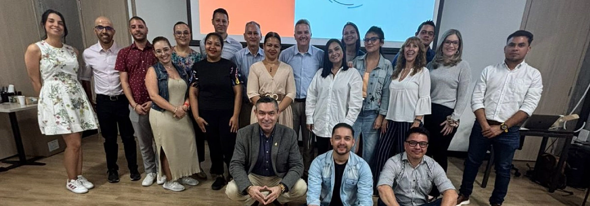 Asistentes a la RNEU 2025.