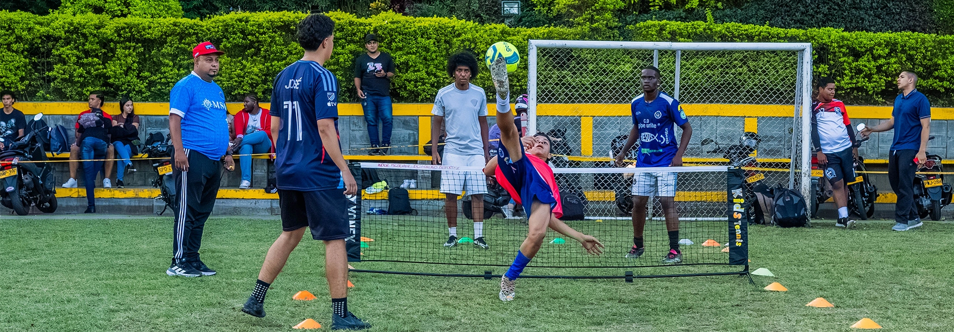 Tenis x fútbol en las Jornadas Institucionales TdeA 2025.