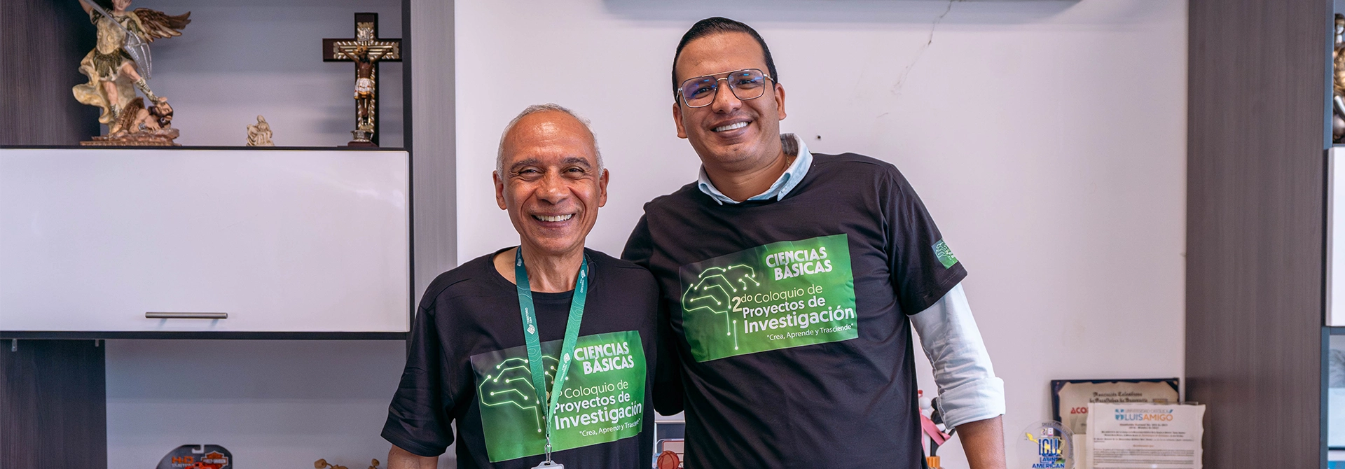 Walter Gómez Torres, Coordinador de Ciencias Básicas y Áreas Comunes, y Leonardo García Botero, rector del TdeA, participaron de este Coloquio de Proyectos de Investigación.