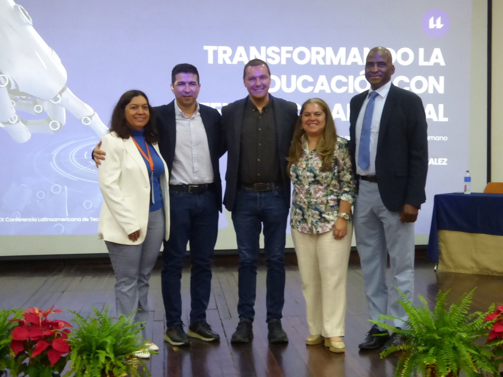 El TdeA, comprometido con la comunidad LACLO