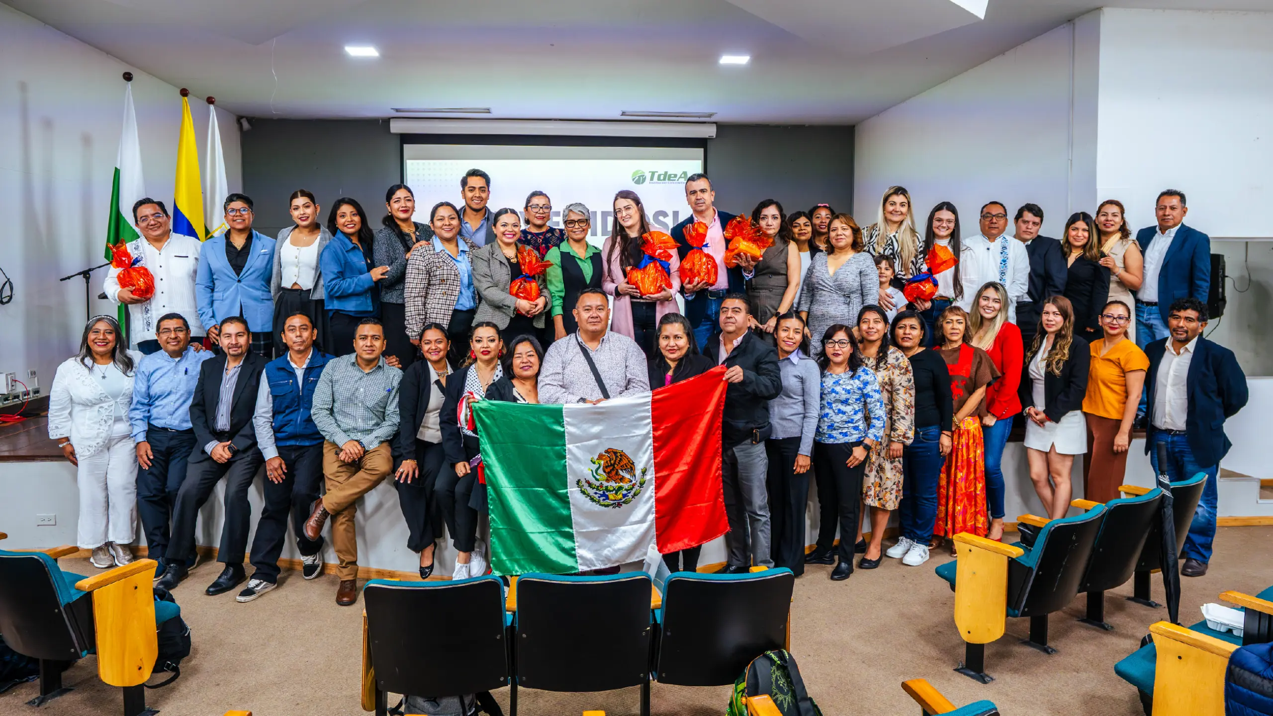 Estudiantes mexicanos ponen la lupa en políticas públicas de Medellín y Antioquia