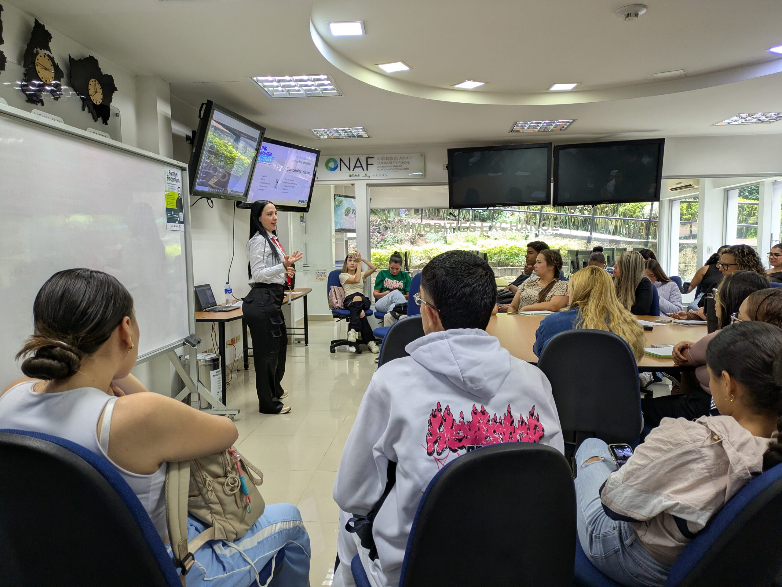 Educación financiera con enfoque de género: claves para fortalecer la autonomía económica de las mujeres