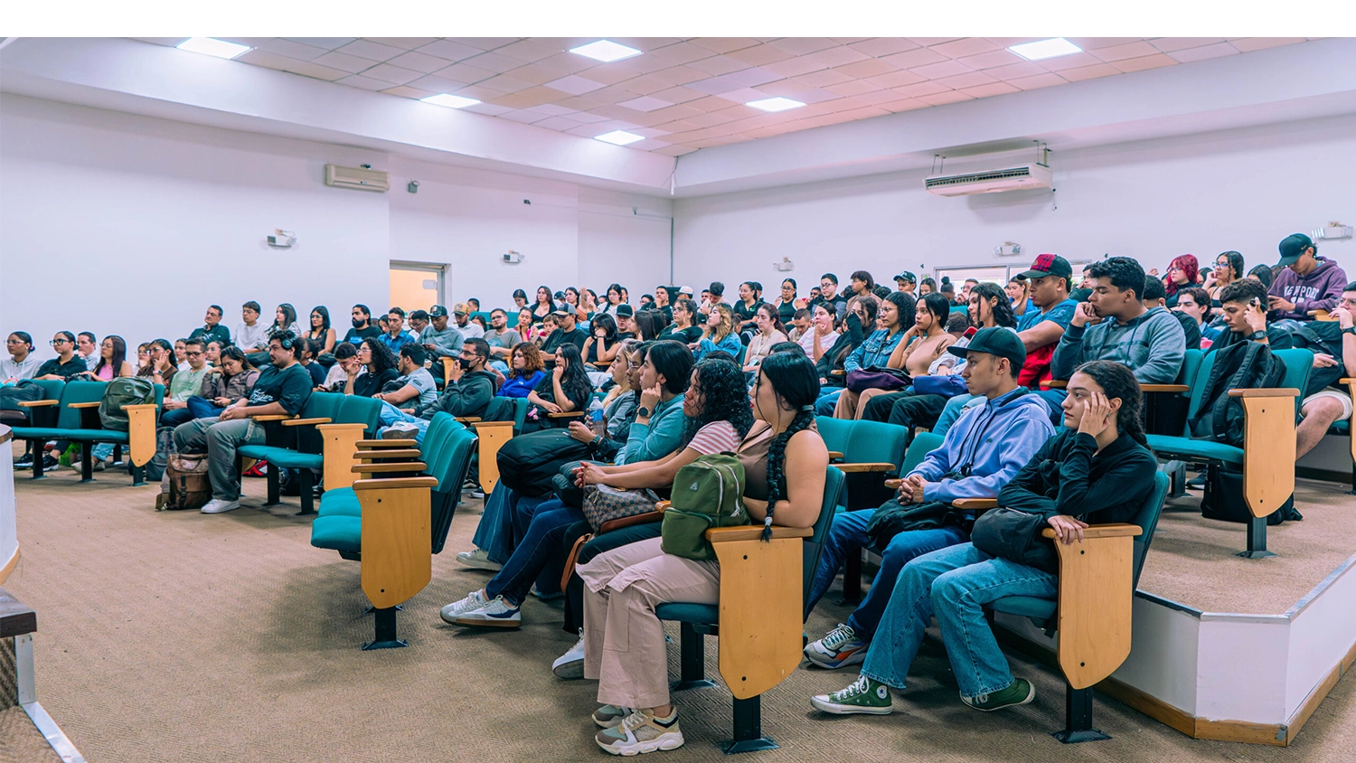 Semana de la Excelencia Académica FCAE enfatizó en la formalización empresarial