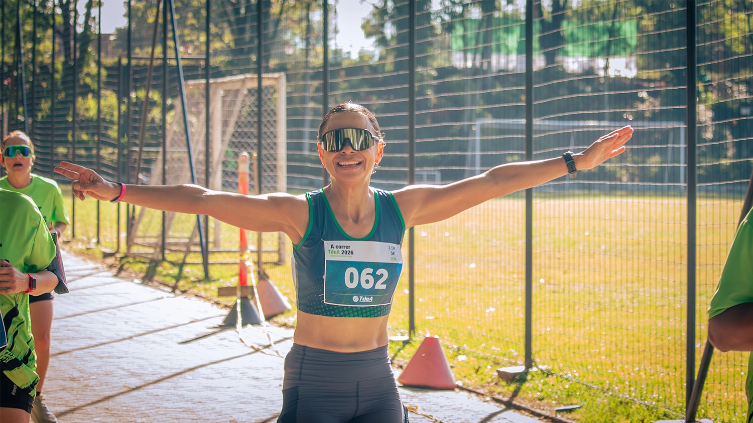 Participante #062 feliz en la carrera A Correr TdeA.