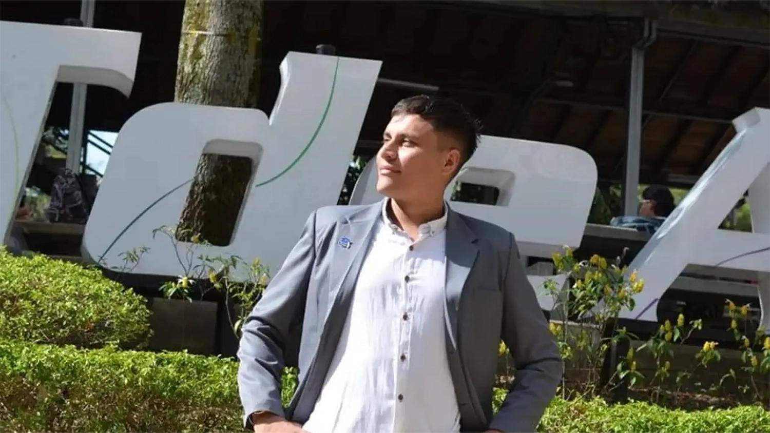 Juan Luis Gaviria es egresado del programa de Trabajo Social.