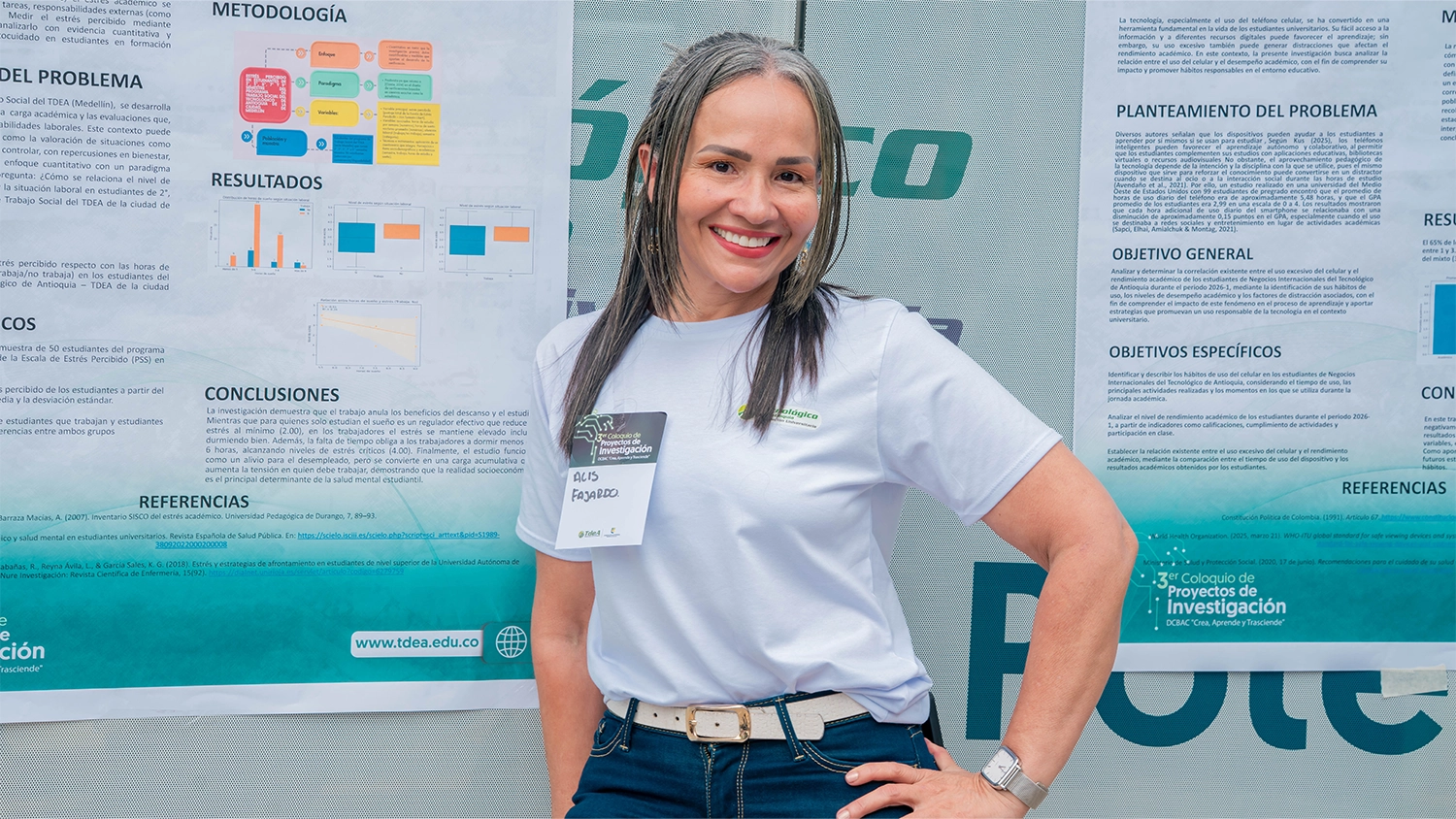 Alis Fajardo participó del III Coloquio de Proyectos de Investigación del TdeA .