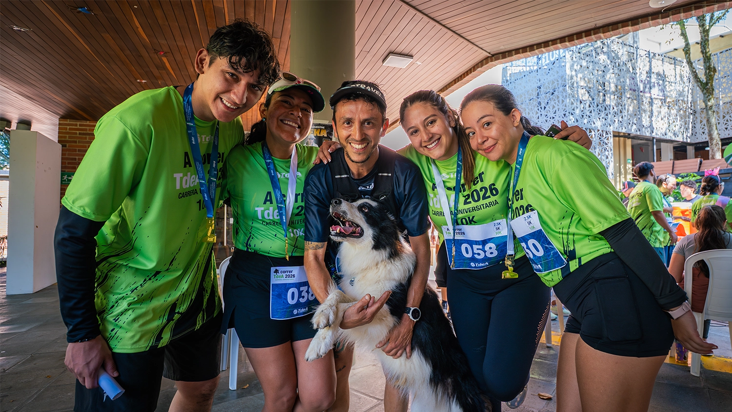 Ni los perros se perdieron de A Correr TdeA 2026.