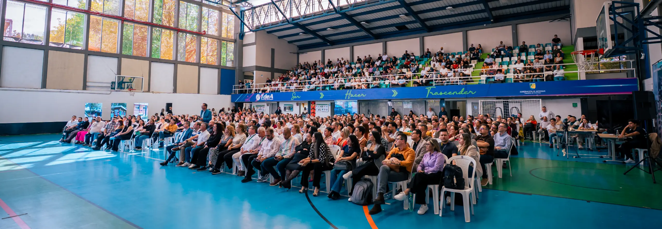 Docentes TdeA se preparan para inspirar el presente y transformar el futuro