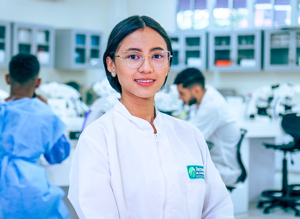 Estudiante de la Tecnología en Gestión Química Industrial.