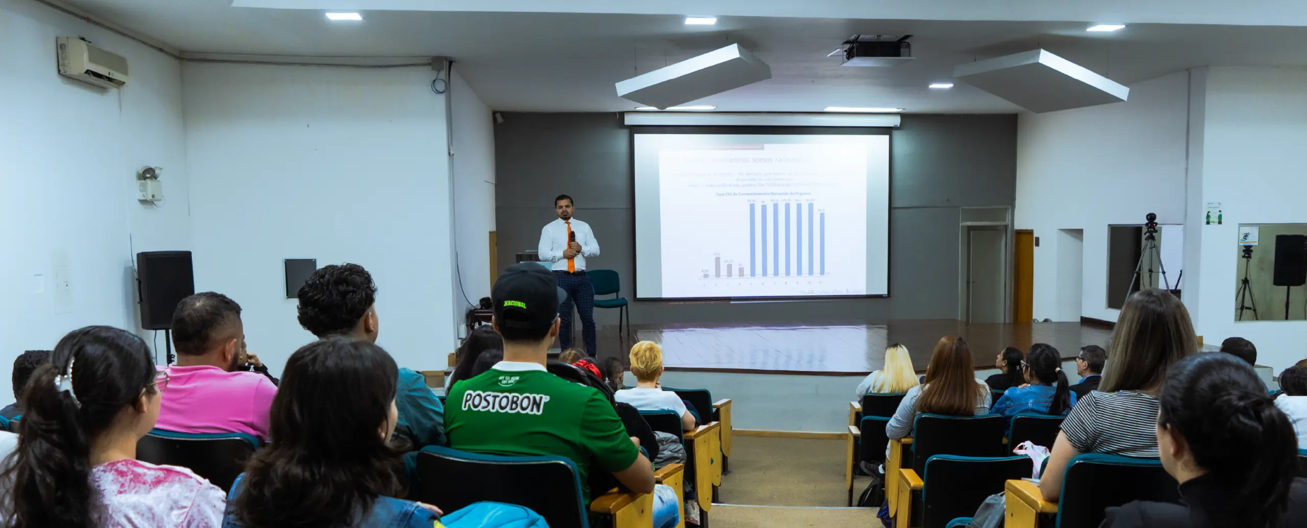 Técnica Profesional y Tecnología en Comercio Exterior y Logística por ciclos renovaron Acreditación en Alta Calidad